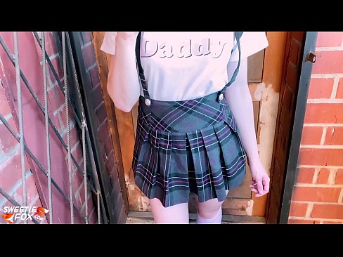 ❤️ Школачы Сосут анын Дик терең жана трахает ордуна класстар. ❤️ Порно видео ky.porn-milf300.ru ❌️